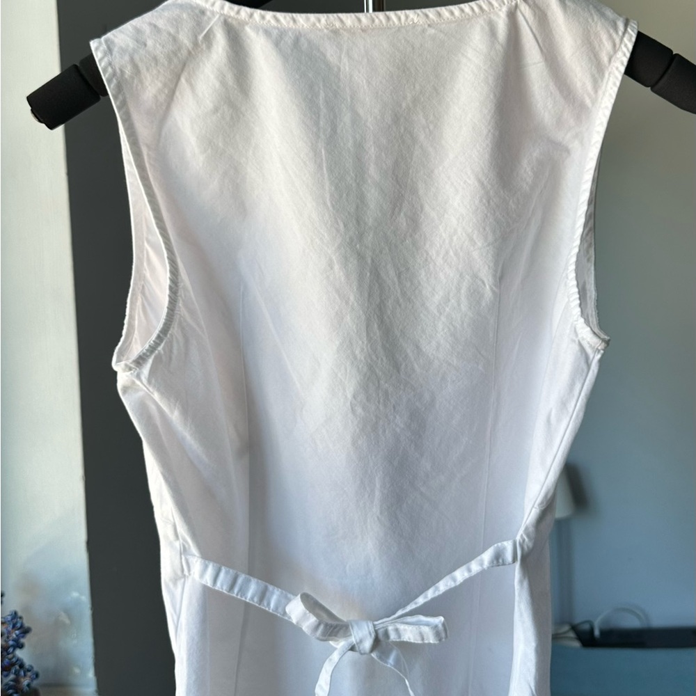 Brandy Melville White Deep V-Neck Sleeveless Dress - Picture 2 of 6